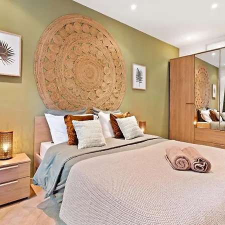 - Renting - Lascaris - Charm & Spacious & Comfort 3p Port Bonaparte *