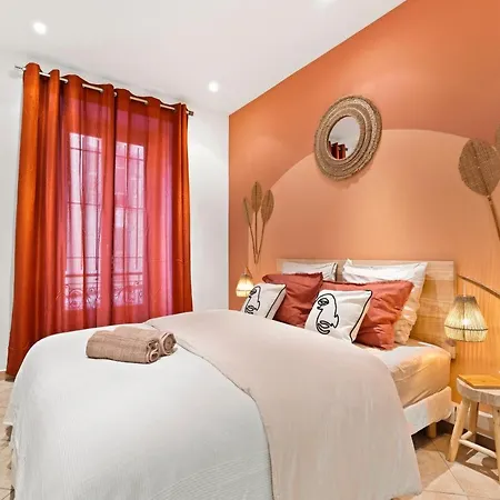 - Renting - Lascaris - Charm & Spacious & Comfort 3p Port Bonaparte